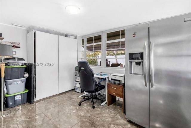 7211 NW 76th St, Tamarac, FL 33321