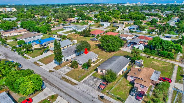 237 SW 11 Avenue, Delray Beach, FL 33444