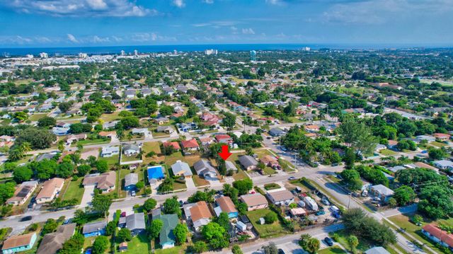 237 SW 11 Avenue, Delray Beach, FL 33444