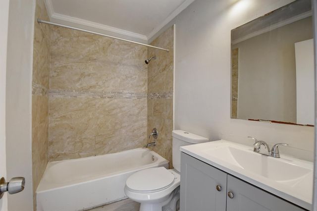 237 SW 11 Avenue, Delray Beach, FL 33444