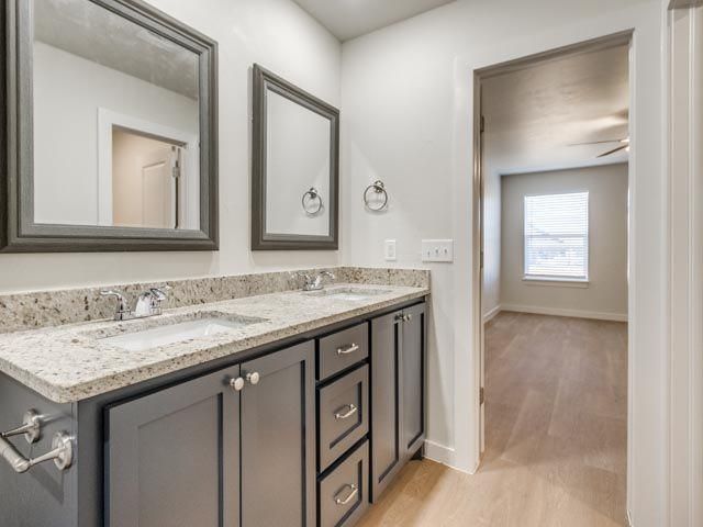 1606 Highland Loop, Guthrie, OK 73044