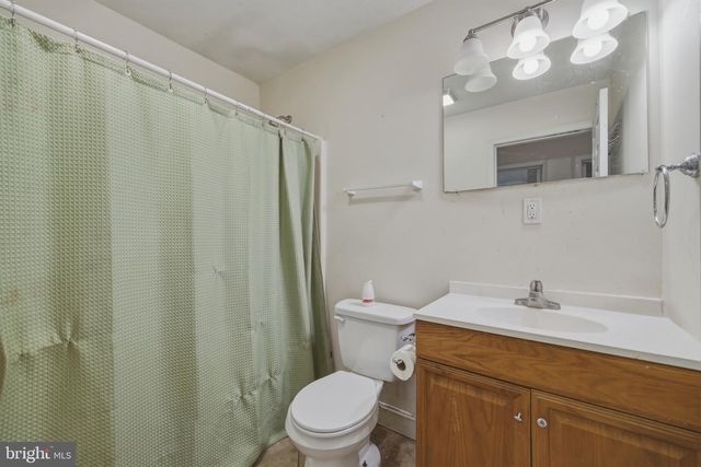 272 WILLOW LN, Mount Jackson, VA 22842