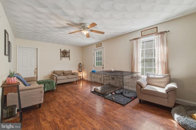 272 WILLOW LN, Mount Jackson, VA 22842