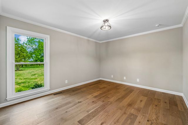 494 Eastover Rd, Lebanon, TN 37090