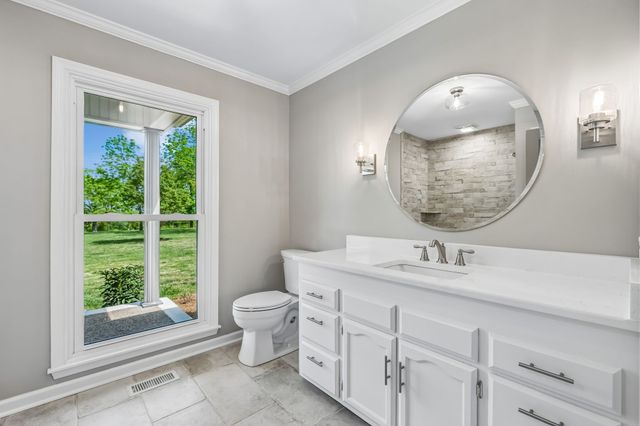 494 Eastover Rd, Lebanon, TN 37090