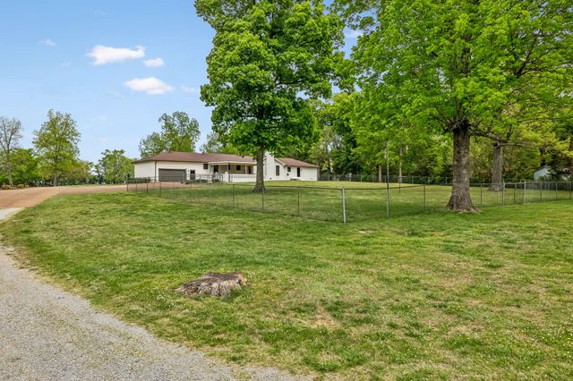 494 Eastover Rd, Lebanon, TN 37090