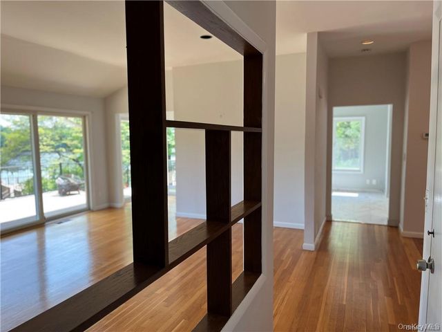 13 Dock Pathway, New Rochelle, NY 10801