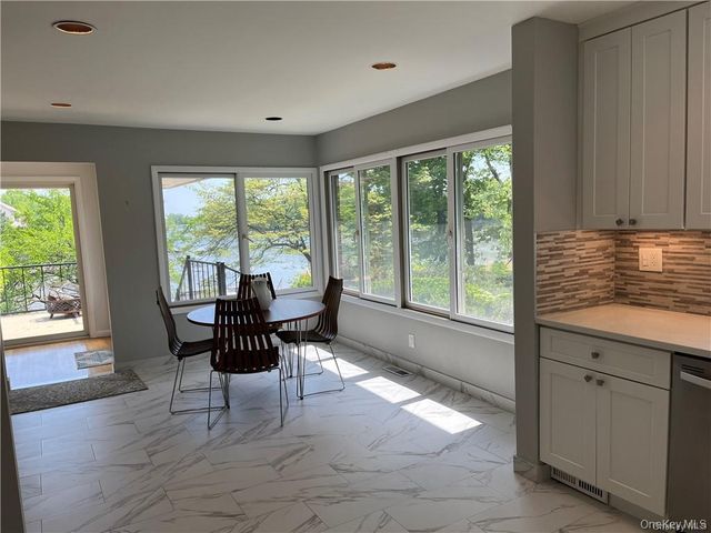 13 Dock Pathway, New Rochelle, NY 10801