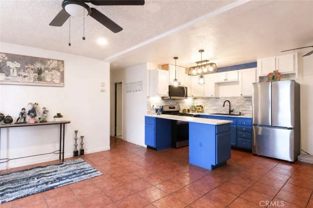 3365 SANTA FE Avenue 21, Long Beach, CA 90810