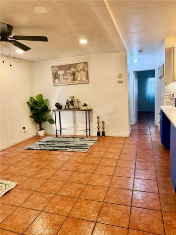3365 SANTA FE Avenue 21, Long Beach, CA 90810