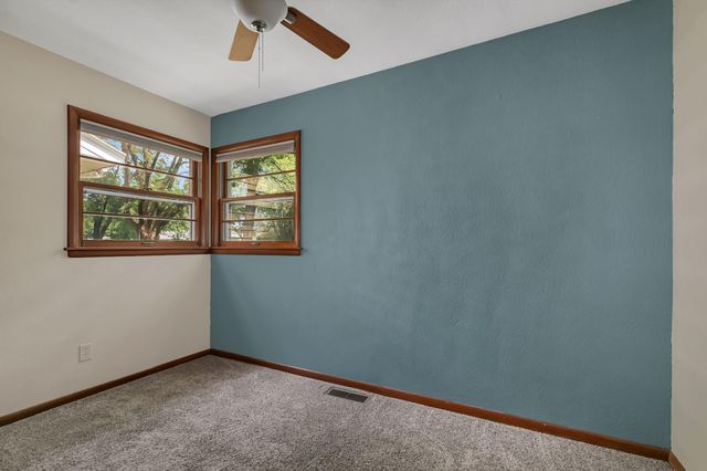 1727 14th Avenue S, Saint Cloud, MN 56301