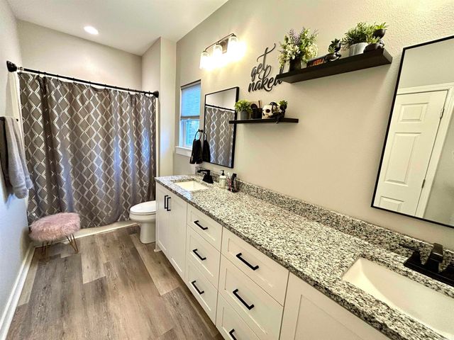 929 GRAND Avenue, Haskell, AR 72015