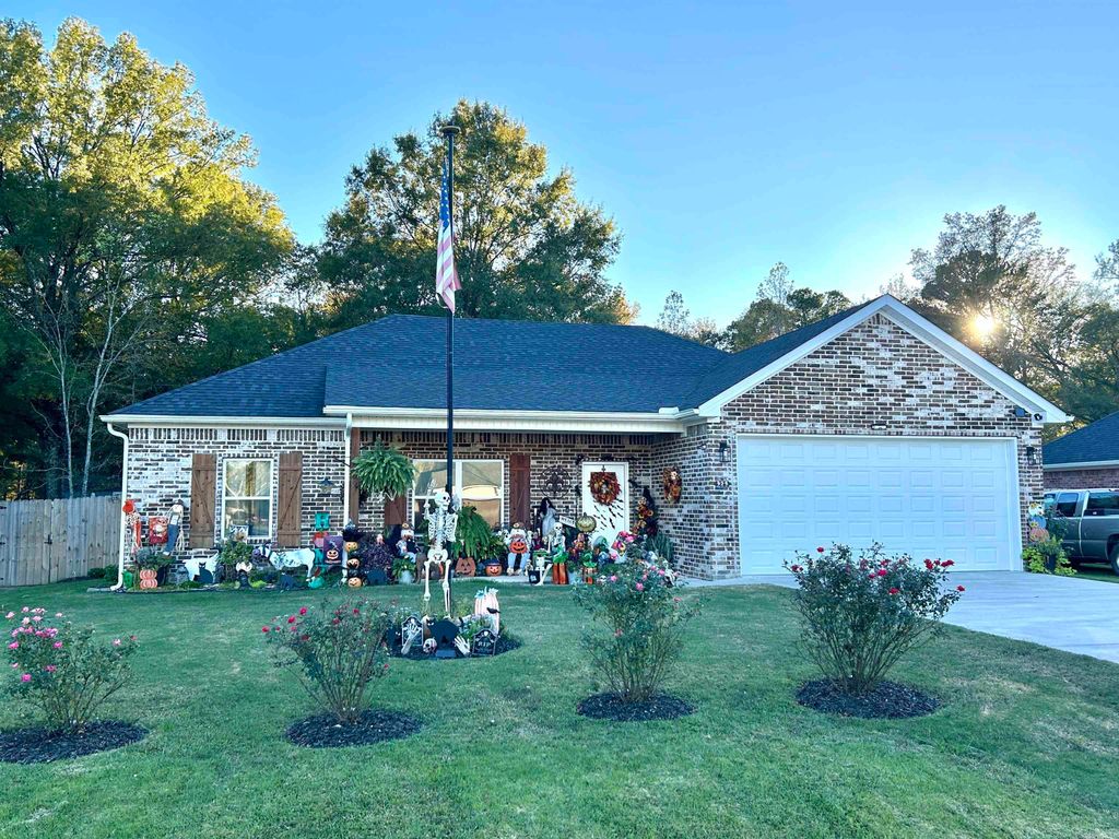 929 GRAND Avenue, Haskell, AR 72015