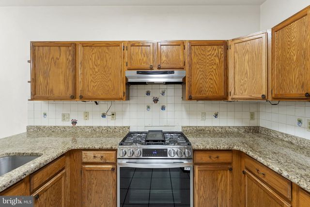 34 DEGAS CIR, Wilmington, DE 19808