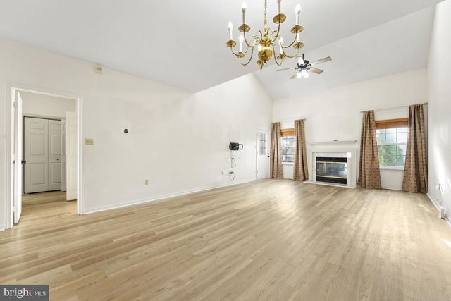 34 DEGAS CIR, Wilmington, DE 19808