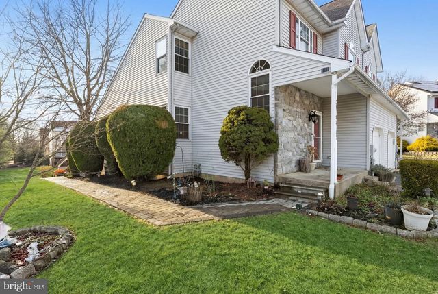 34 DEGAS CIR, Wilmington, DE 19808