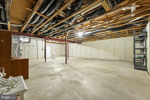 34 DEGAS CIR, Wilmington, DE 19808