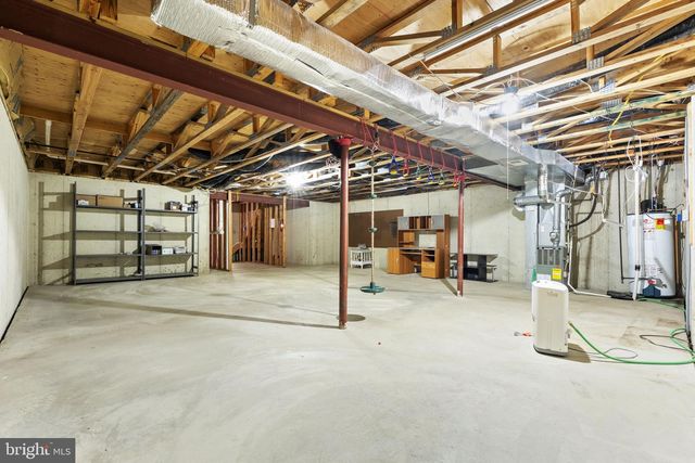 34 DEGAS CIR, Wilmington, DE 19808