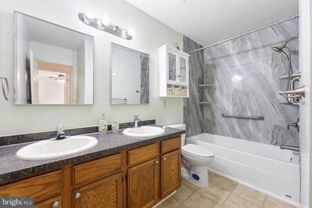 34 DEGAS CIR, Wilmington, DE 19808