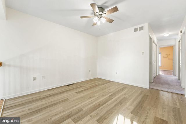 34 DEGAS CIR, Wilmington, DE 19808