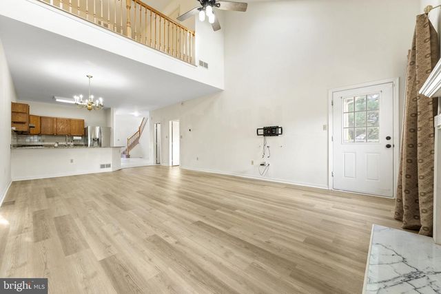 34 DEGAS CIR, Wilmington, DE 19808