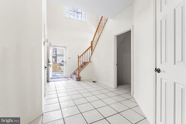 34 DEGAS CIR, Wilmington, DE 19808