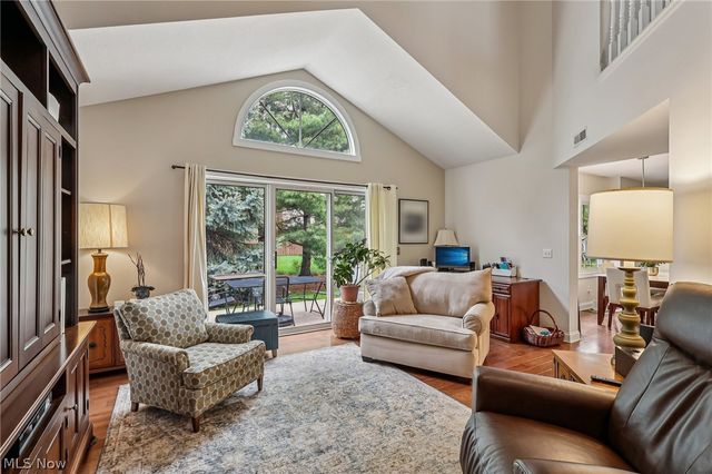 3 Wenden Court, Bratenahl, OH 44108