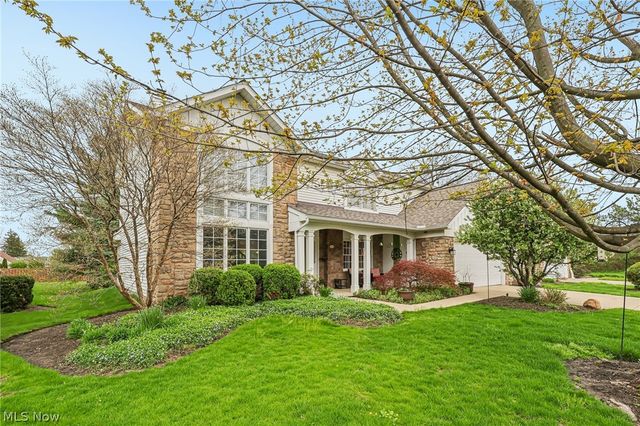 3 Wenden Court, Bratenahl, OH 44108