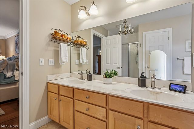 3 Wenden Court, Bratenahl, OH 44108