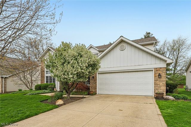 3 Wenden Court, Bratenahl, OH 44108