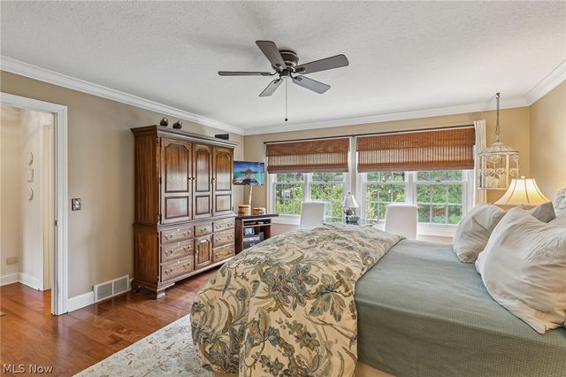 3 Wenden Court, Bratenahl, OH 44108