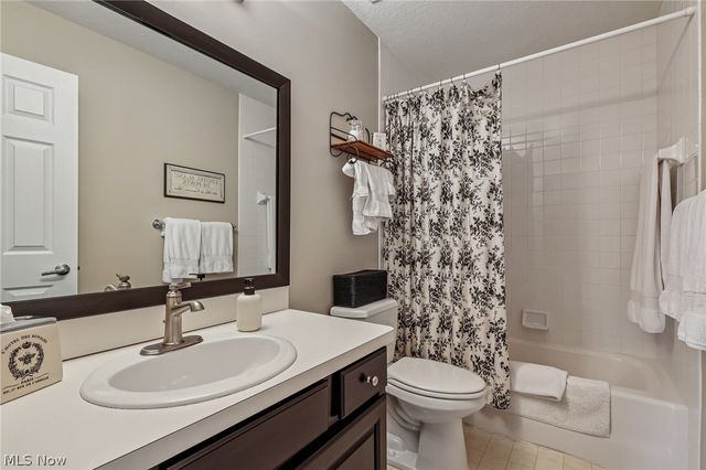 3 Wenden Court, Bratenahl, OH 44108