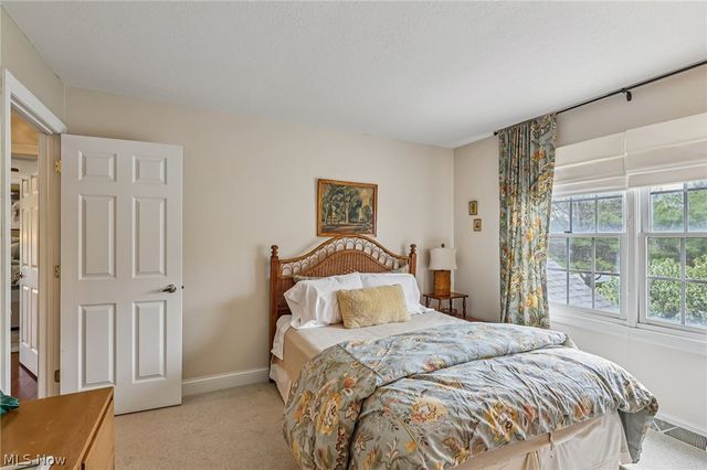 3 Wenden Court, Bratenahl, OH 44108