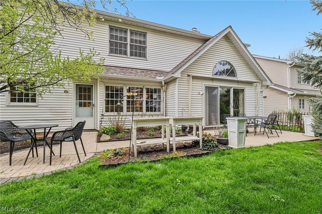 3 Wenden Court, Bratenahl, OH 44108