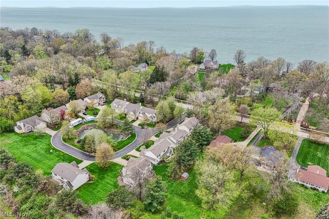 3 Wenden Court, Bratenahl, OH 44108