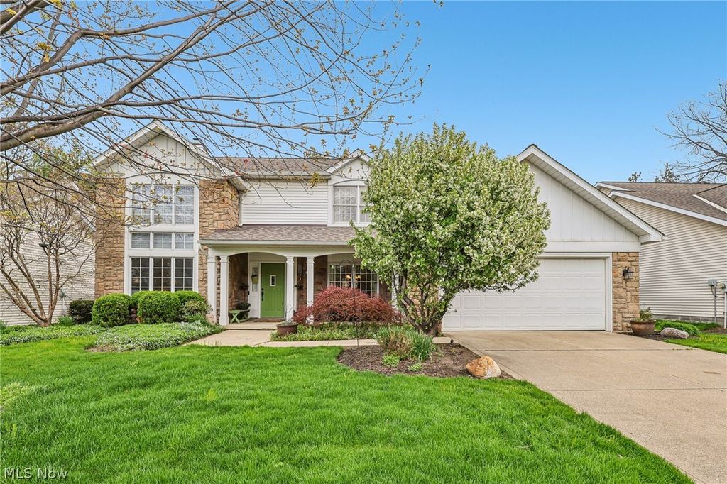3 Wenden Court, Bratenahl, OH 44108
