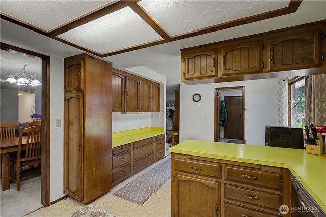 6411 Sierra Drive SE, Lacey, WA 98503