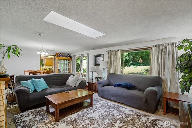 6411 Sierra Drive SE, Lacey, WA 98503