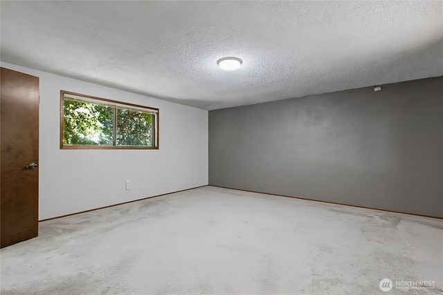 6411 Sierra Drive SE, Lacey, WA 98503