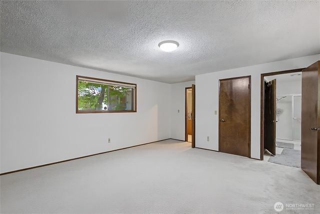 6411 Sierra Drive SE, Lacey, WA 98503