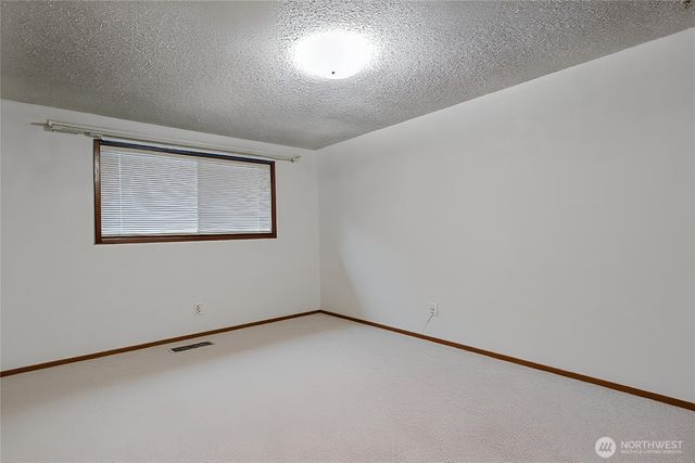 6411 Sierra Drive SE, Lacey, WA 98503