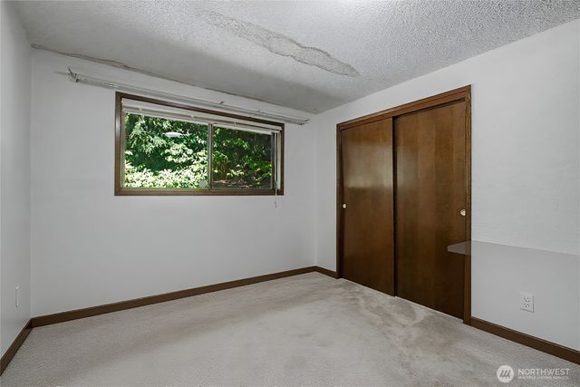 6411 Sierra Drive SE, Lacey, WA 98503