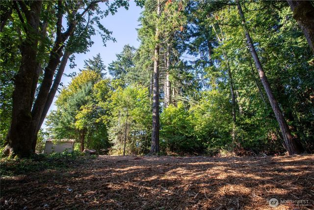 6411 Sierra Drive SE, Lacey, WA 98503