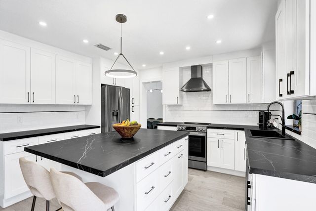 10650 Paris Street, Cooper City, FL 33026