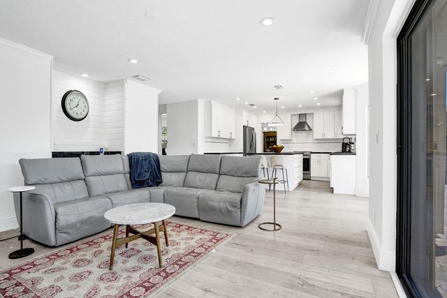 10650 Paris Street, Cooper City, FL 33026