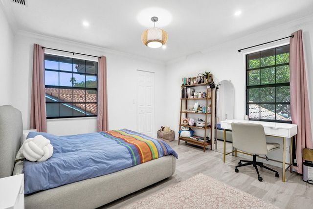 10650 Paris Street, Cooper City, FL 33026