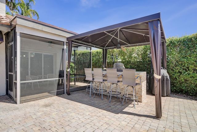 10650 Paris Street, Cooper City, FL 33026