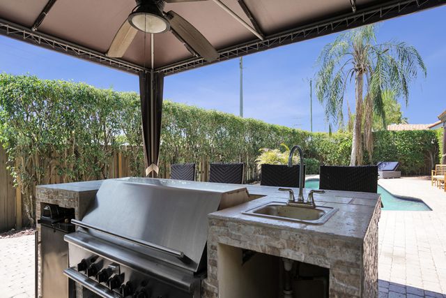 10650 Paris Street, Cooper City, FL 33026