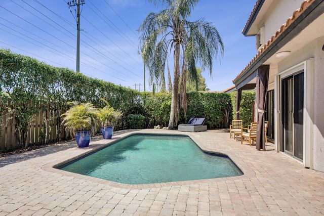 10650 Paris Street, Cooper City, FL 33026