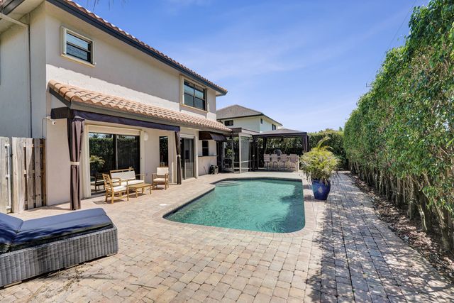 10650 Paris Street, Cooper City, FL 33026